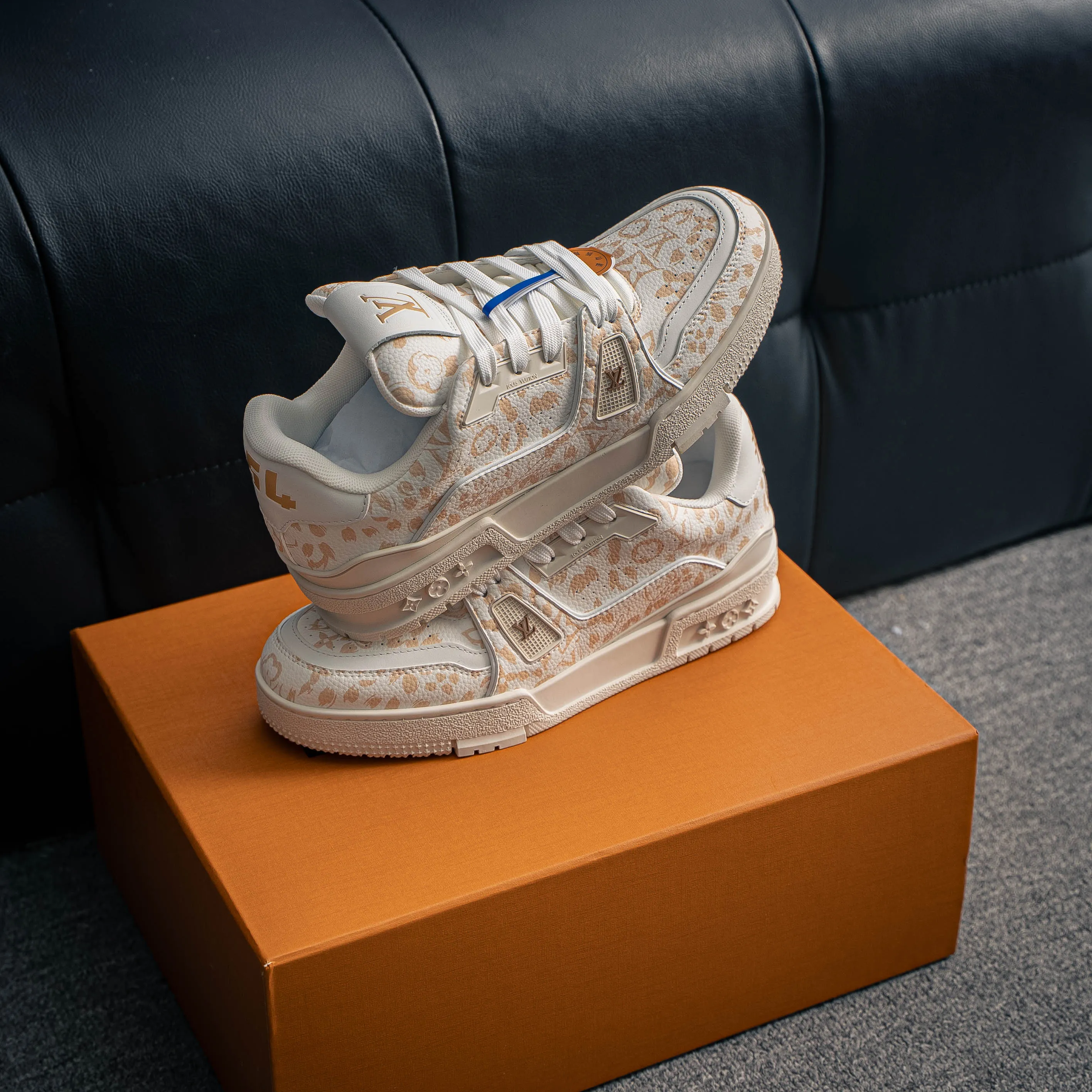 # Louis Vuitton Trainer Sneaker Low Versatile Skate Shoes NFC Authentic